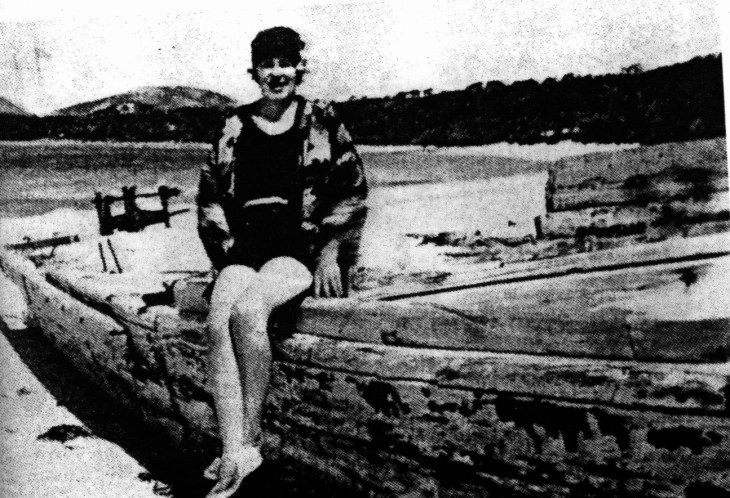 Mrs.Hartman sitting on the Elvie in 1922